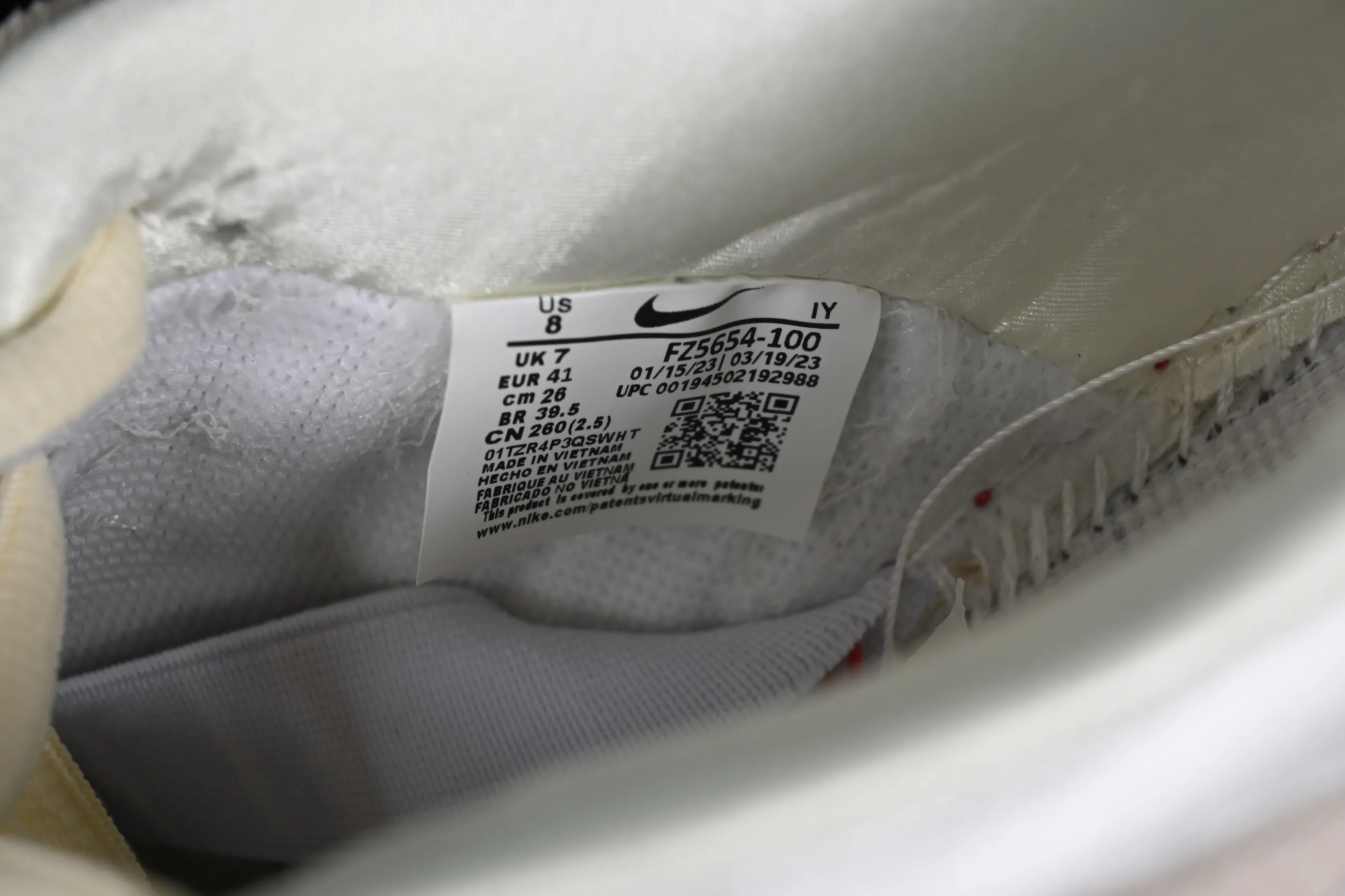 All Categories Nk SB Dunk Series Nk SB Dunk Low Low-top sneakers Z version Nk SB Dunk Low 2024 Valentine's Day theme SB low-top casual sneakers FZ5654-100